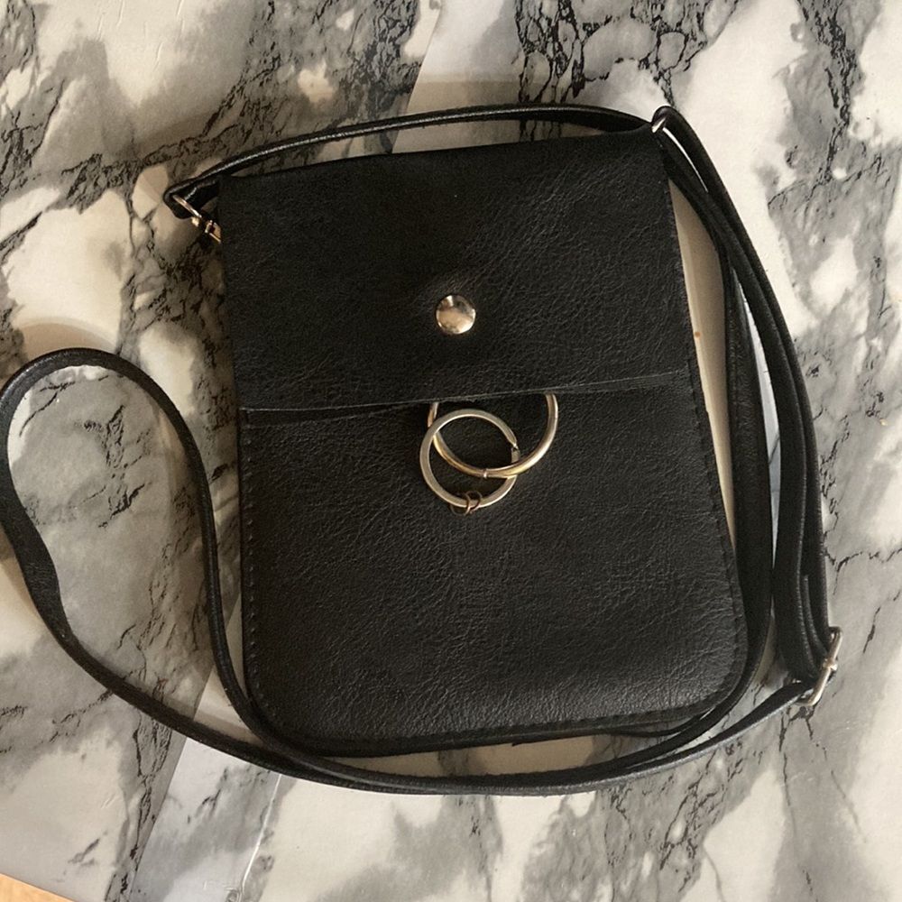 Black Crossbody